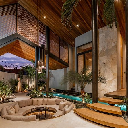Villa Levante Bali By House Of Winds - Tropical Oasis Near Canggu Kerobokan  Bagian luar foto