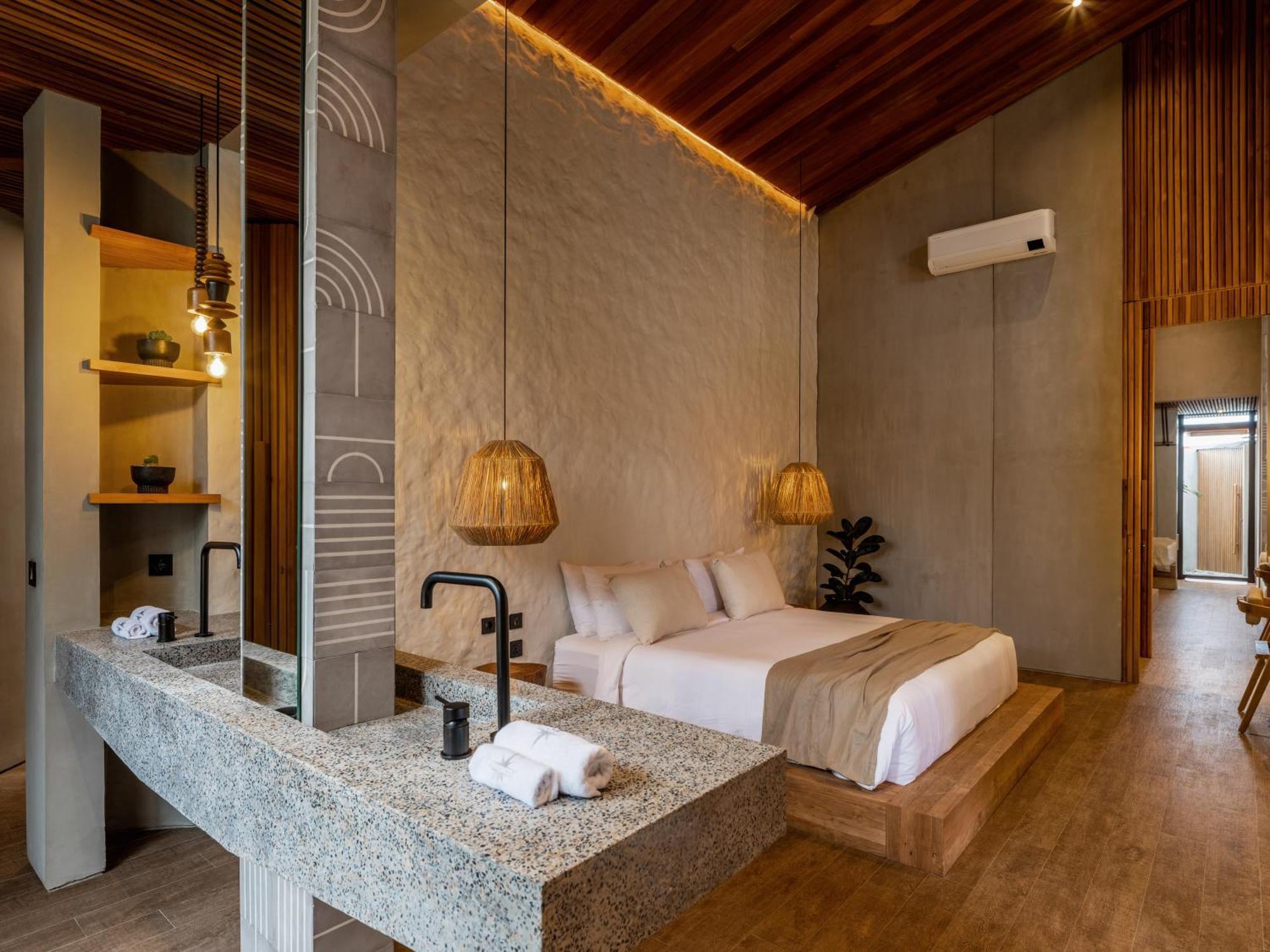 Villa Levante Bali By House Of Winds - Tropical Oasis Near Canggu Kerobokan  Bagian luar foto