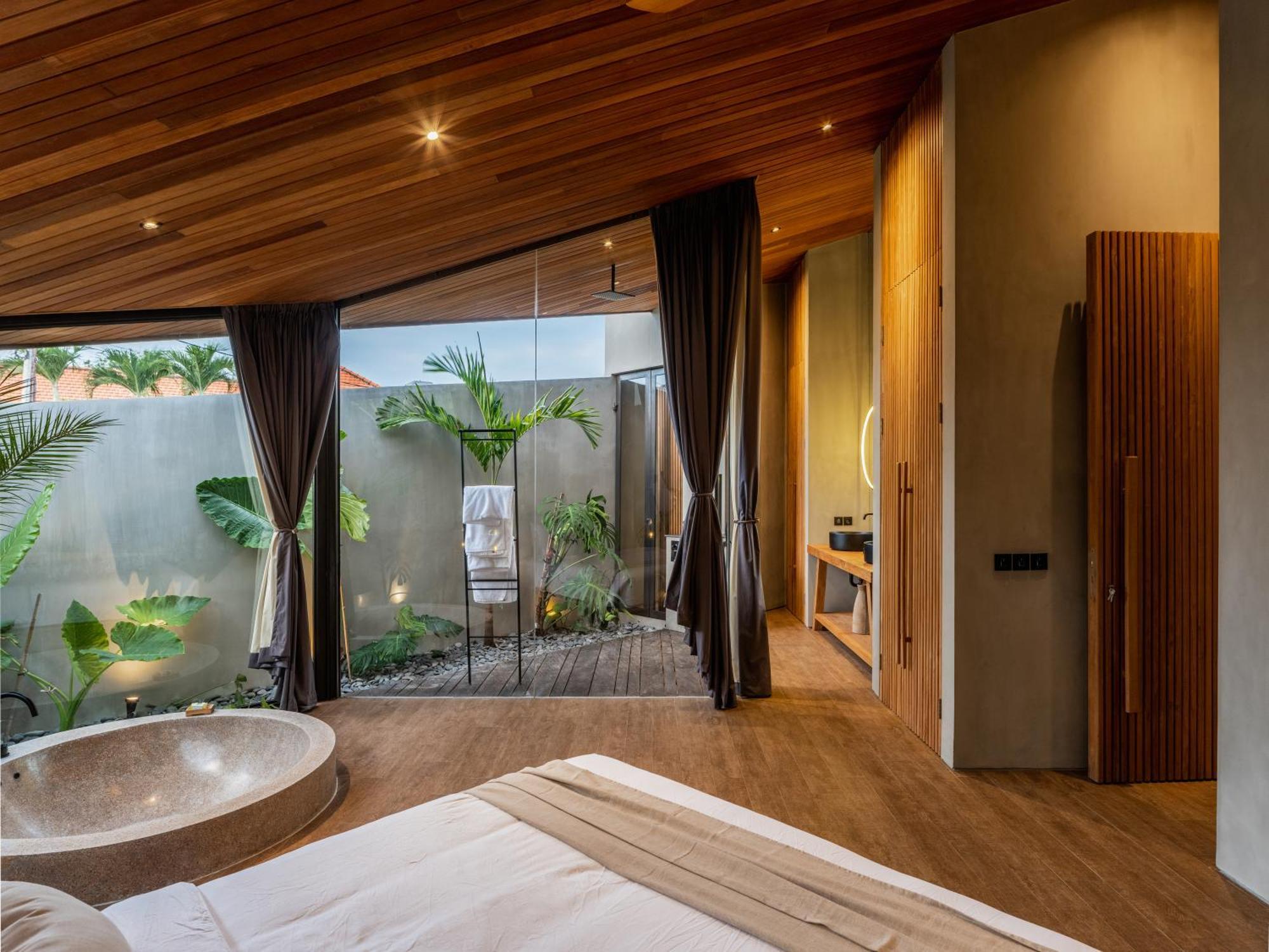 Villa Levante Bali By House Of Winds - Tropical Oasis Near Canggu Kerobokan  Bagian luar foto